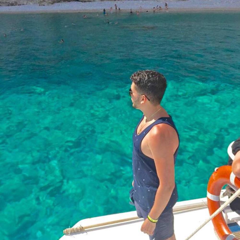 Meet your Posher, Leonidas